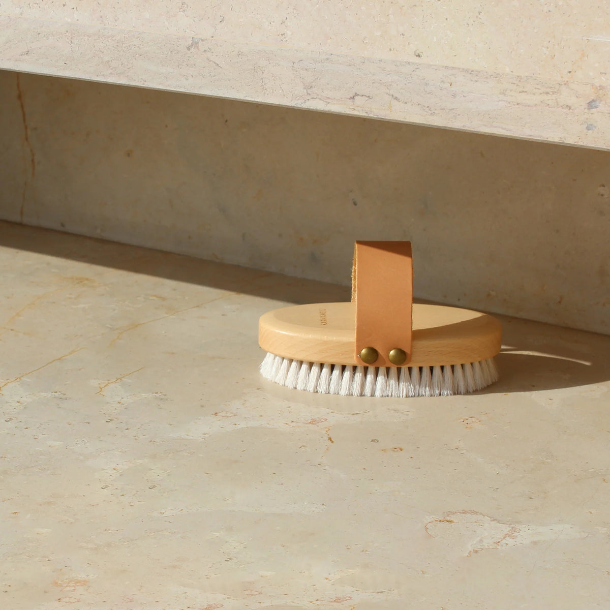 BUFF body brush