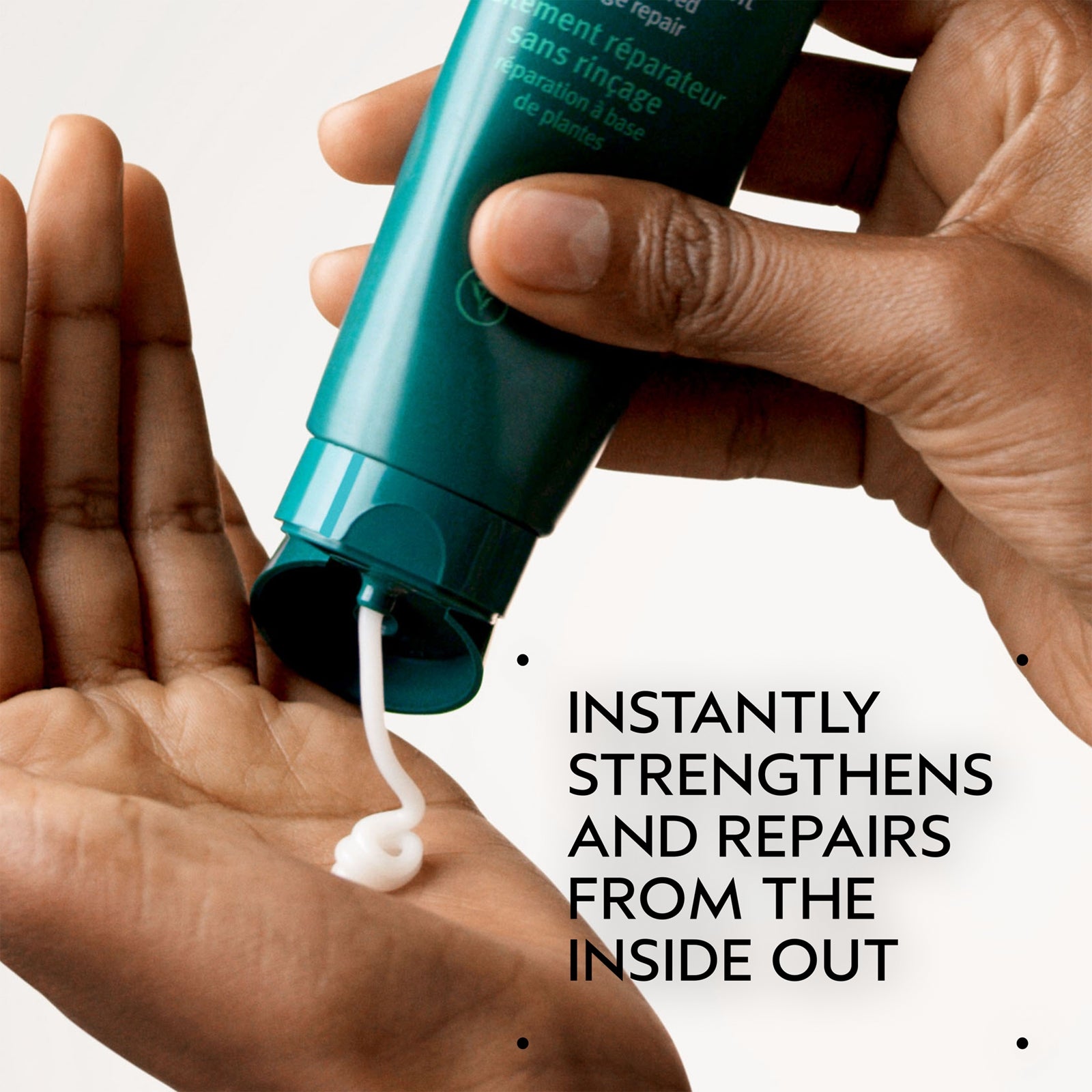 botanical repair™ strengthening leave-in treatment