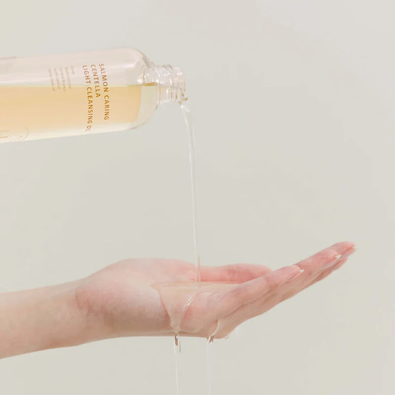 SALMON CARING CENTELLA LIGHT CLEANSING OIL